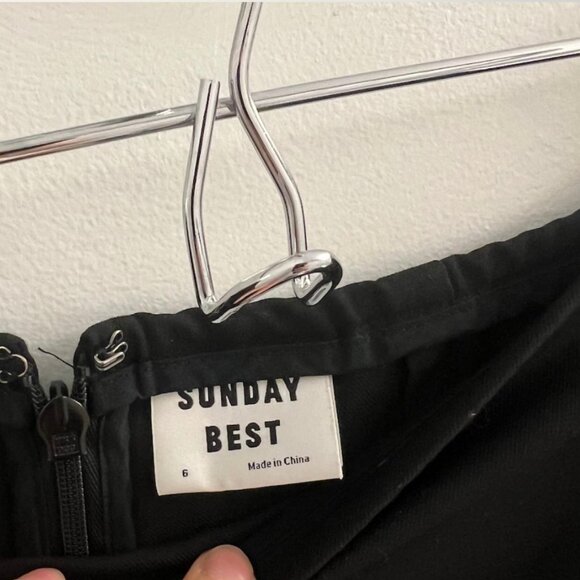 Aritzia, Sunday Best Tatiana Skirt, Black, Size 6 - Picture 4 of 4